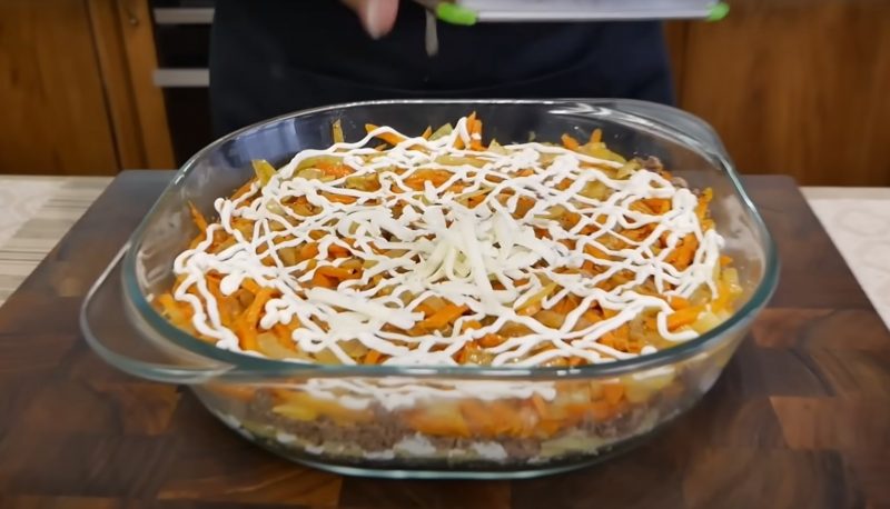 Бюджетный салат на Новогодний стол. Быстро, красиво и вкусно: простой и вкусный рецепт