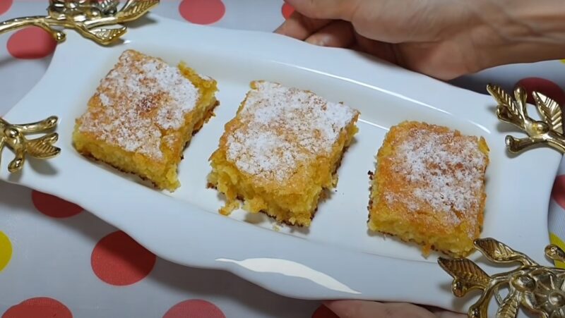 Просто добавляю тыкву в манку. Самый удачный рецепт тыквенного пирога: никто не верит, что можно приготовить так просто