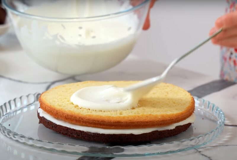 Нереально вкусный торт "Кучерявый мальчик". Рецепт за 30 минут без миксера.