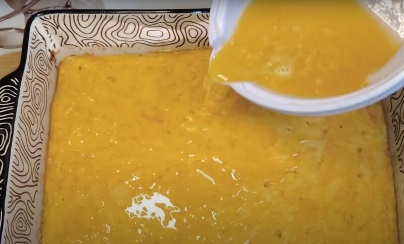 Возьмите манку, кефир и тыкву. Рецепт невероятно вкусного пирога: сочный десерт из простых ингредиентов