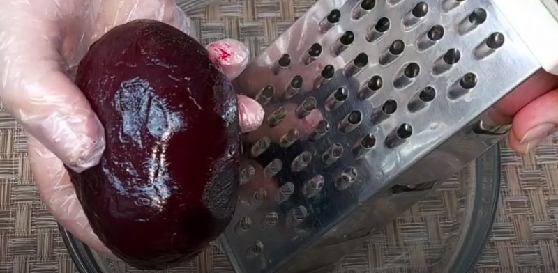 Готовится быстро, съедается еще быстрее! Салат из свеклы на каждый день