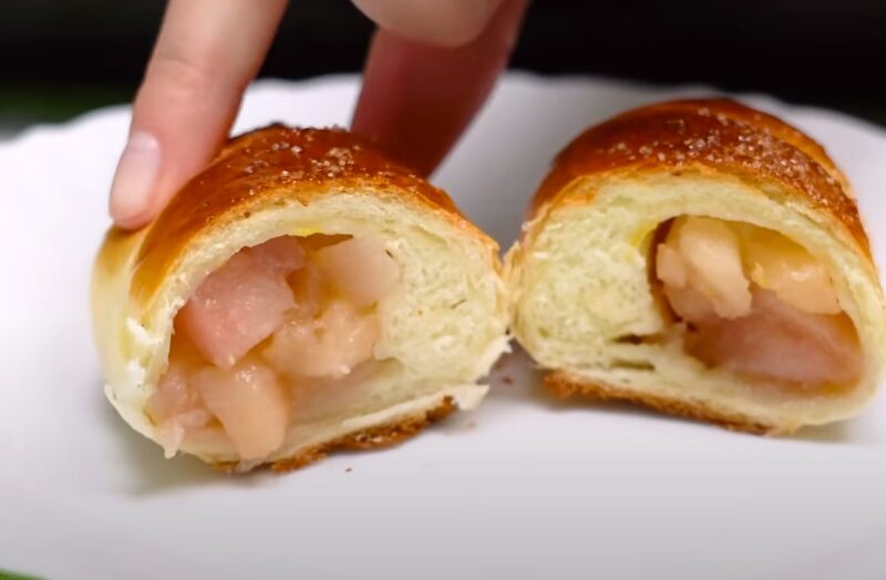 Румяные и пышные рогалики, как пух. Приготовьте и убедитесь сами