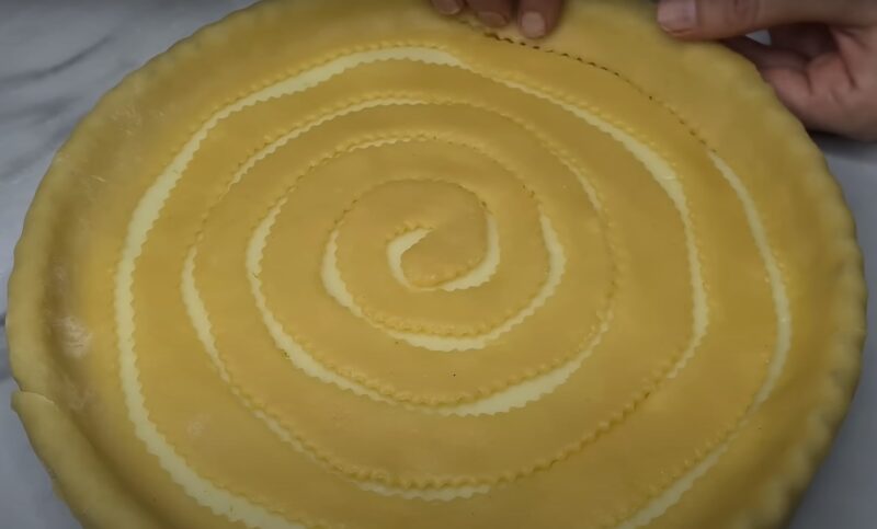 Этот пирог - лучше яблочного! Не только вкусный, но и красивый: станет украшением для праздничного стола