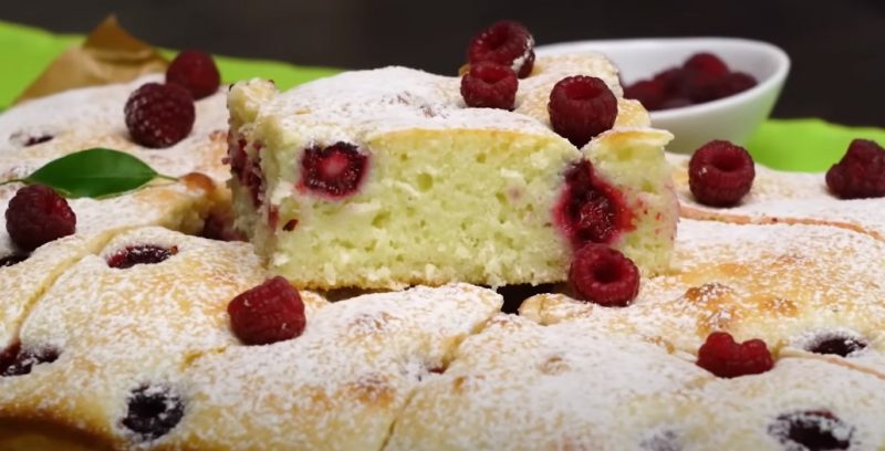 Вкусный пирог из самых простых продуктов. Готовится ну очень просто и быстро