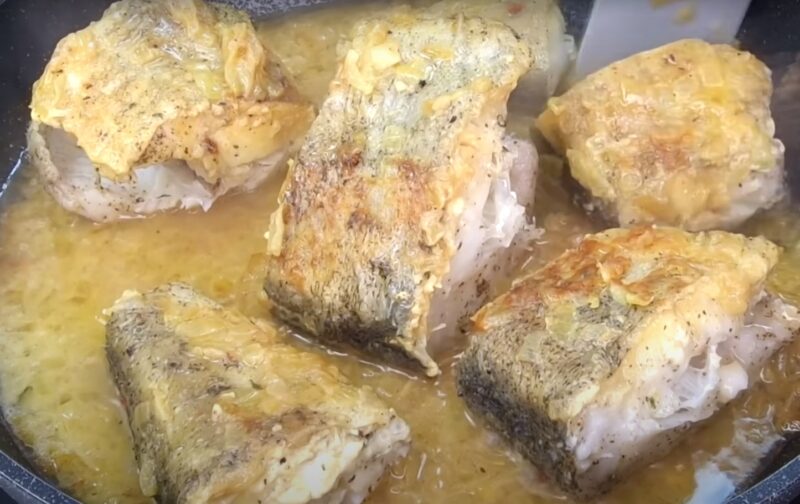Точно вкуснее красной рыбы, рецепт привезла из Израиля. Минтай теперь готовлю только так