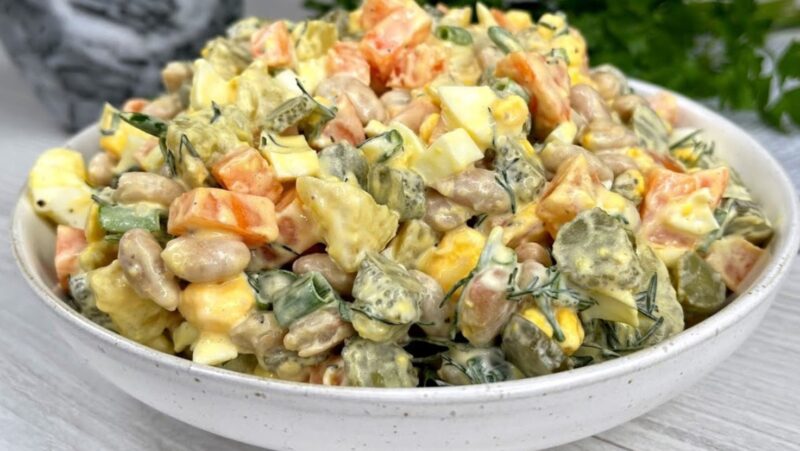 Все порезала, смешала и готово. Простой рецепт вкусного и быстрого салата