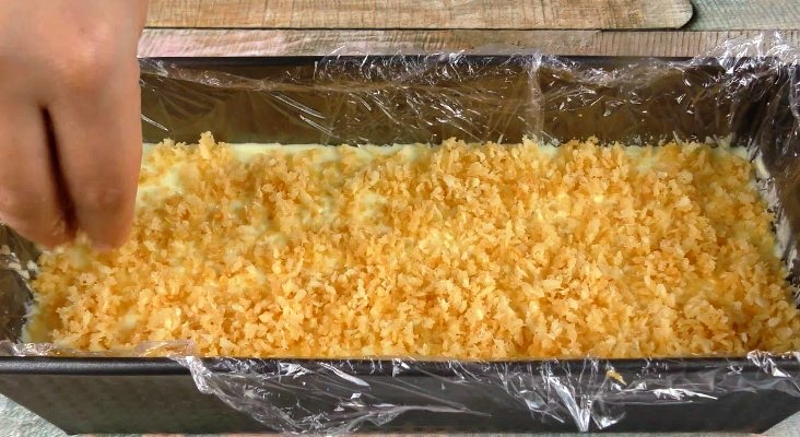 Зимний десерт "Снежный пух". Самые доступные продукты: рецепт на Новогодние праздники