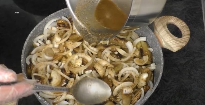 Шашлык из баклажанов на зиму. Закуска, которую можно есть сразу: можно хранить в квартире