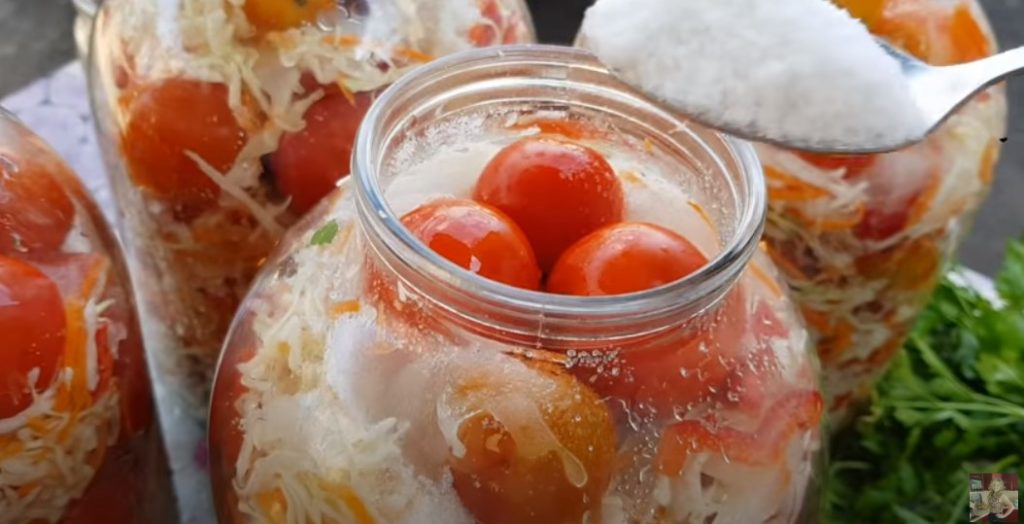 Бабушкины помидорки! Невероятно вкусный рецепт помидор на зиму