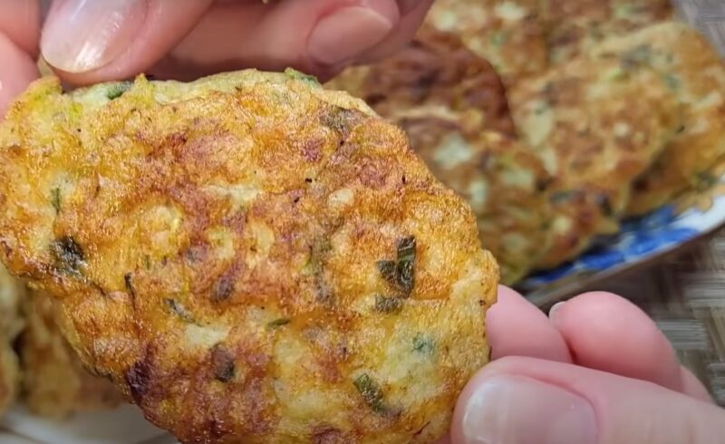 Летом самое то - 15 минут и готово. Вкусный рецепт из кабачков на каждый день
