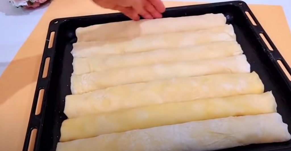 Век живи, век учись. Праздничное блюдо, гениально и просто: закусочные рулетики с разной начинкой