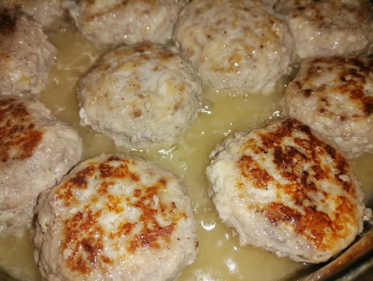 Раскрою секрет своих сочных котлет! Без яиц, хлеба и панировочных сухарей