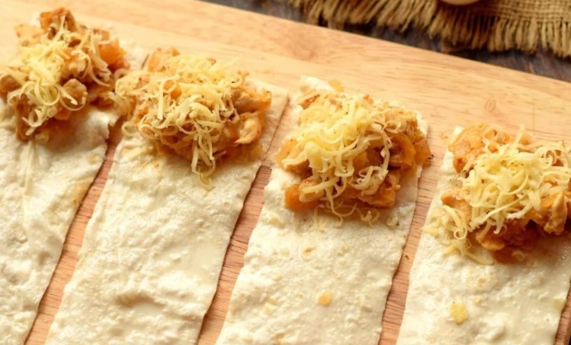 Из двух тонких лавашей готовлю на большую компанию. Блюдо из лаваша на миллион