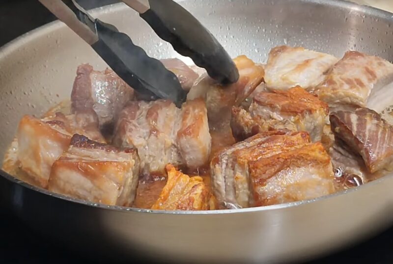 Этот рецепт покорит с первого кусочка. Грудинка, которая получается идеальной!