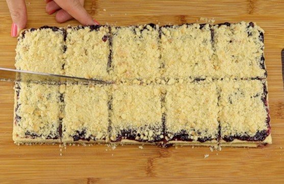 Семья просит готовить почаще песочное пирожное, как в детстве. Я и не думала, что оно готовится так легко